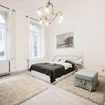 Podi Budapest